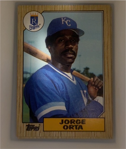 1987 Topps #738 Jorge Orta — front