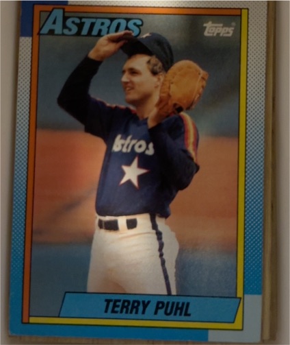 1990 Topps #494 Terry Puhl — front