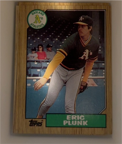 1987 Topps #587 Eric Plunk — front