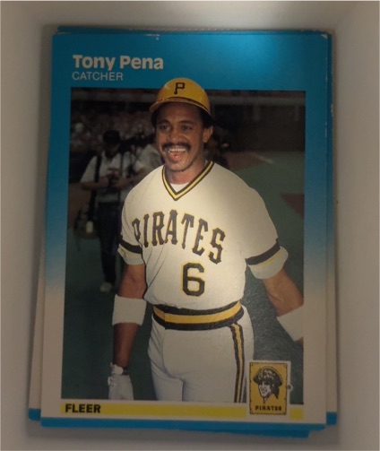 1987 Fleer #617 Tony Pena — front