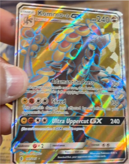 2017 Pokémon Guardians Rising #141 Kommo-o GX — front