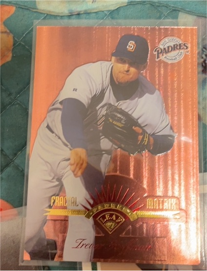 1997 Leaf #75 Trevor Hoffman — front