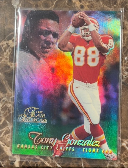 1997 Flair Showcase Row 1 #49 Tony Gonzalez — front