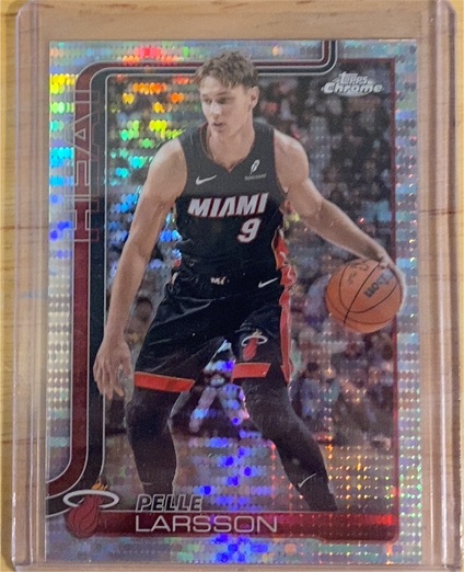 2025-26 Topps Chrome #189 Pelle Larsson — front