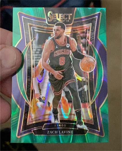 2024-25 Panini Select #10 Zach LaVine — front