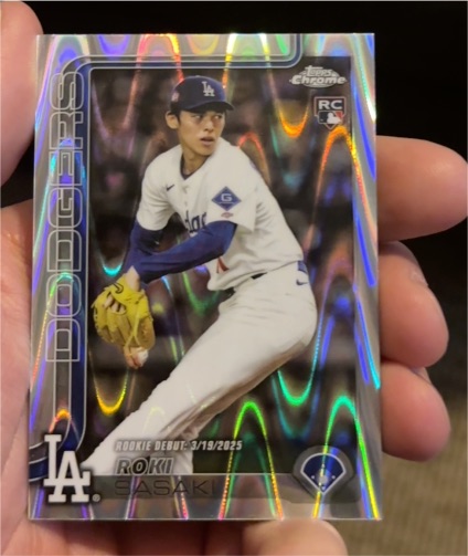 2025 Topps Chrome Update #USC73 Roki Sasaki Rookie Debut — front