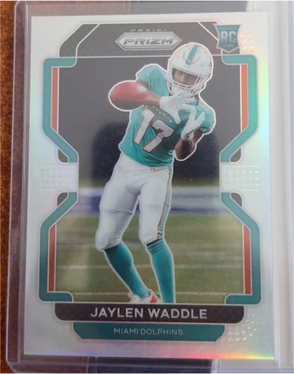 2021 Panini Prizm #V-338 Jaylen Waddle — front
