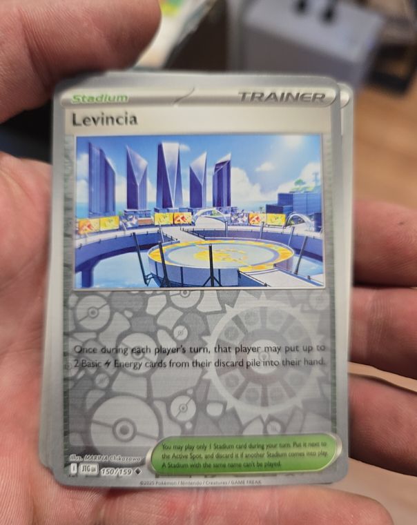 2025 Pokémon TCG Journey Together #150 Levincia — front