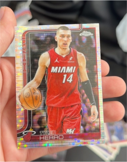 2025-26 Topps Chrome #188 Tyler Herro — front