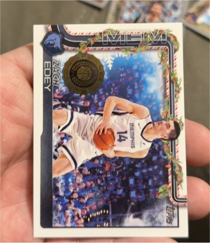 2025-26 Topps Holiday #H150 Zach Edey — front