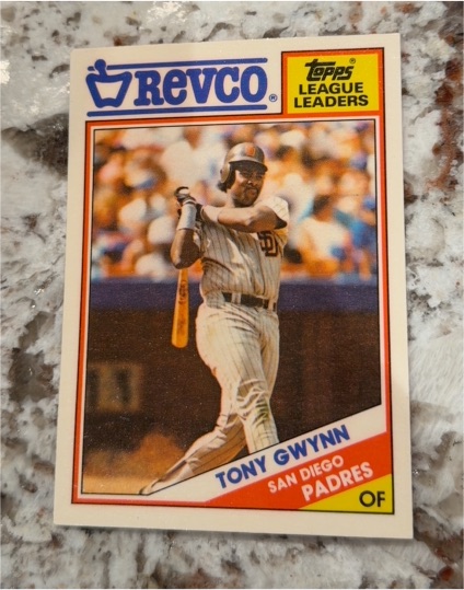 1988 Topps Revco League Leaders #1 Tony Gwynn — front