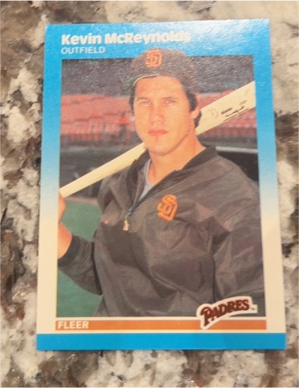 1987 Fleer #425 Kevin McReynolds — front
