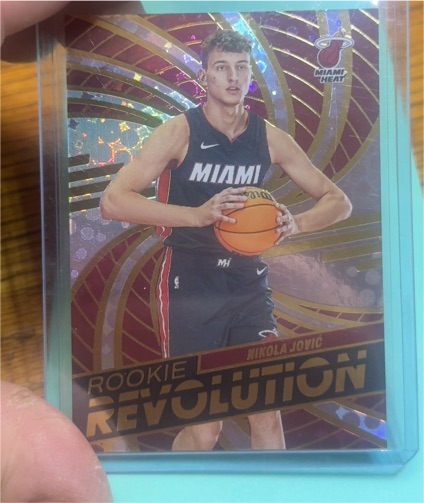 2022-23 Panini Rookie Revolution Fractal #19 Nikola Jovic — front