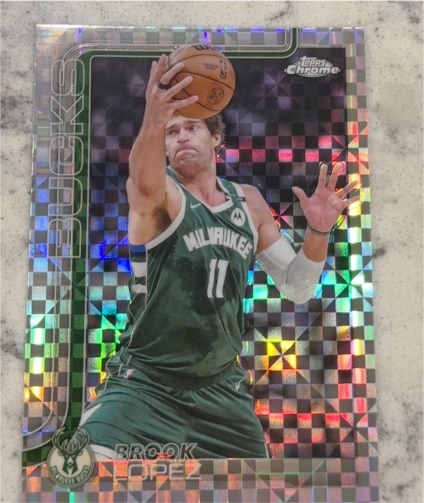 2025-26 Topps Chrome #159 Brook Lopez — front