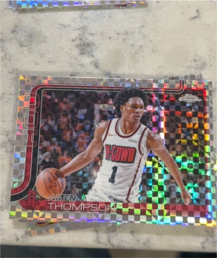 2025-26 Topps Chrome #17 Amen Thompson — front