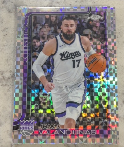 2025-26 Topps Chrome #206 Jonas Valančiūnas — front