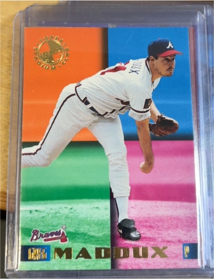 1995 Topps Stadium Club Members Only #30 Greg Maddux — front