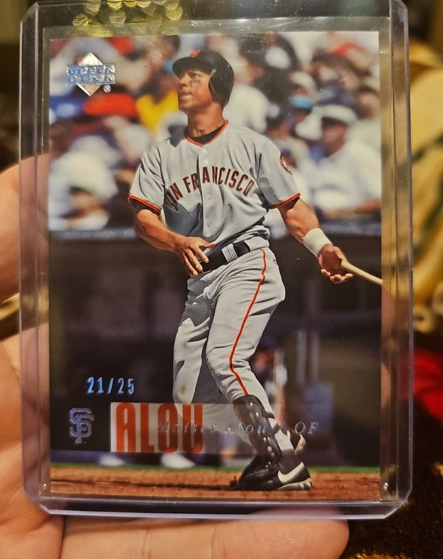 2002 Upper Deck Moment of the Week #MOW-21 Bobby Bonds — front
