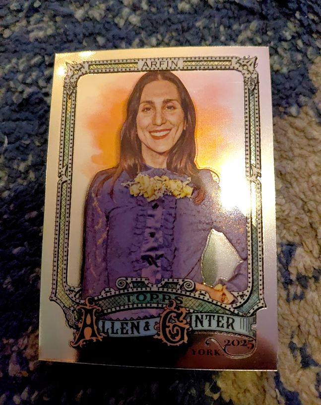 2025 Topps Allen & Ginter #264 Lesley Arfin — front