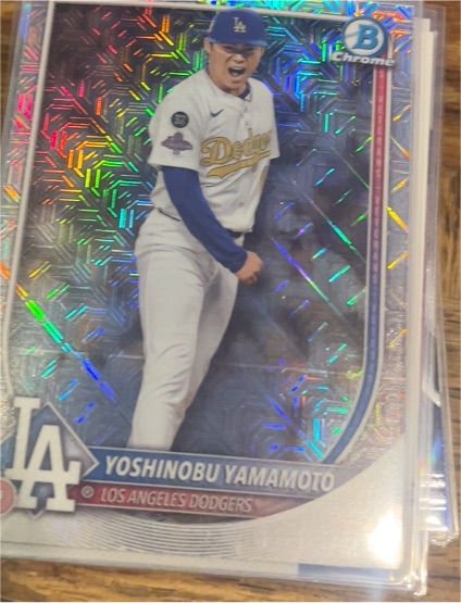 2025 Bowman Chrome #76 Yoshinobu Yamamoto — front