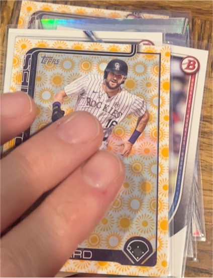 2025 Topps Series 2 #528 Oswaldo Cabrera Holiday Sun Parallel — front