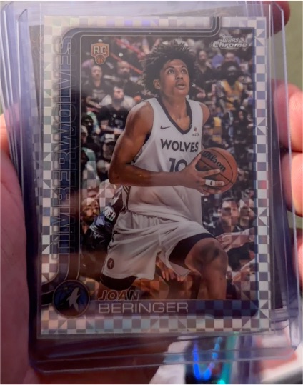 2025-26 Topps Chrome #267 Joan Beringer Rookie Card — front