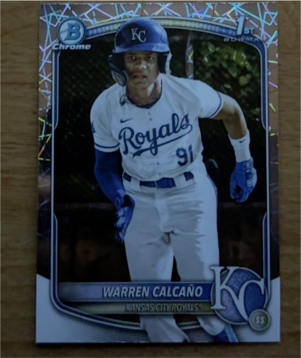 2025 Bowman Chrome #BCP-185 Warren Calcaño — front