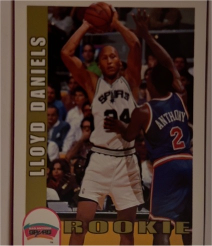 1992-93 Hoops #465 Lloyd Daniels — front