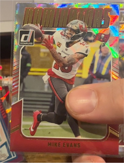 2024 Donruss Dominators #26 Mike Evans — front