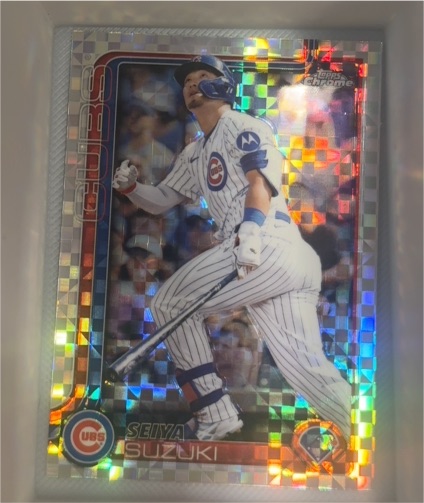 2025 Topps Chrome #210 Seiya Suzuki — front