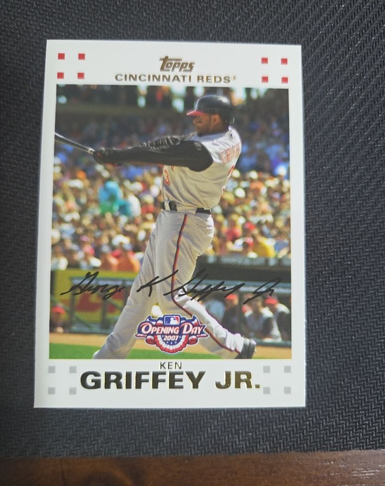 2007 Topps Opening Day #104 Ken Griffey Jr. — front