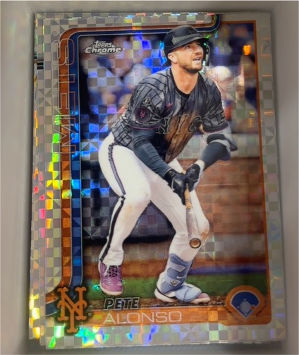 2025 Topps Chrome #136 Pete Alonso — front