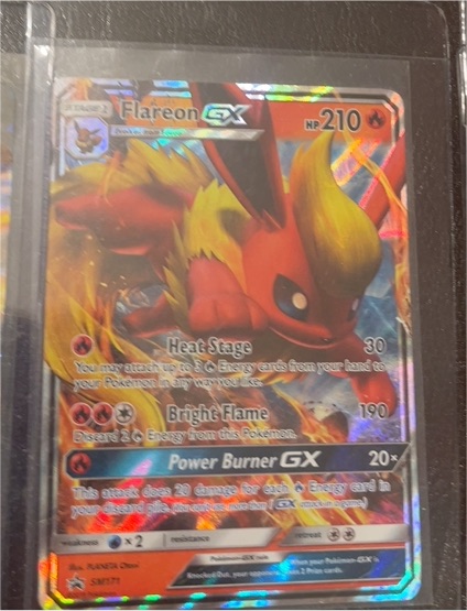 2019 Pokémon Sun & Moon Black Star Promo #SM171 Flareon GX — front