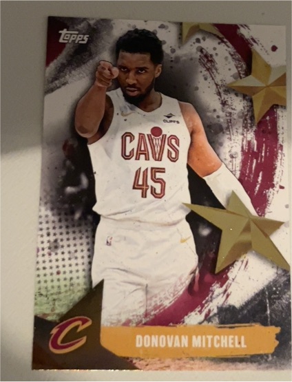 2025-26 Topps Stars of the NBA #SA-8 Donovan Mitchell — front