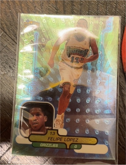 1998-99 Upper Deck Ionix #80 Felipe Lopez — front