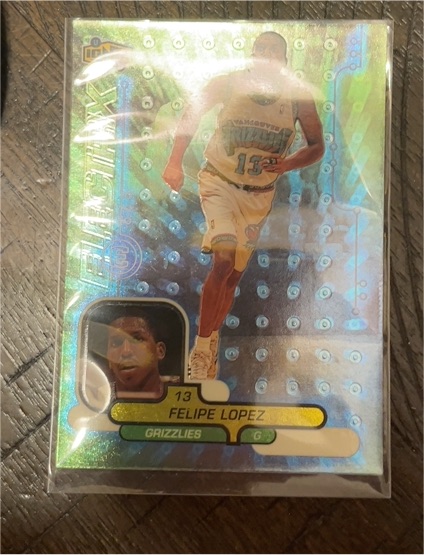 1998-99 Upper Deck Ionix #13 Felipe Lopez — front