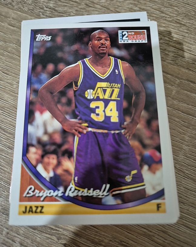 1993-94 Topps #374 Bryon Russell — front