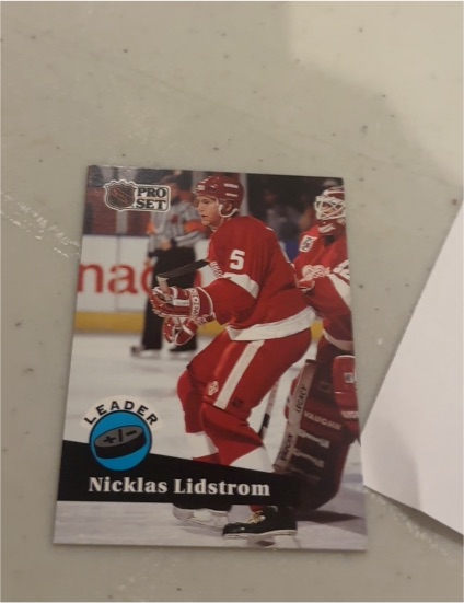 1991-92 Pro Set #610 Nicklas Lidstrom — front