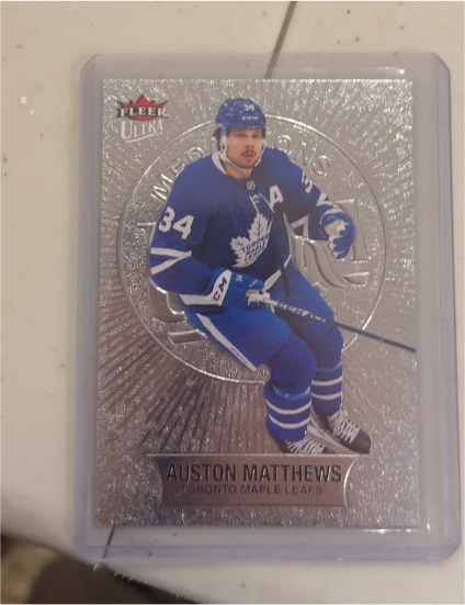 2021-22 Upper Deck Fleer Ultra Medallions #M-13 Auston Matthews — front