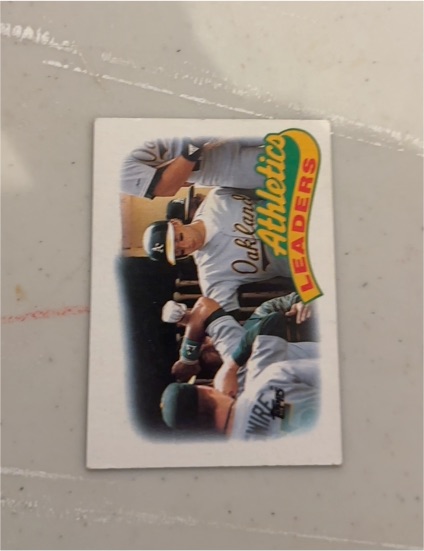 1989 Topps #639 Oakland Athletics Team Leaders — front