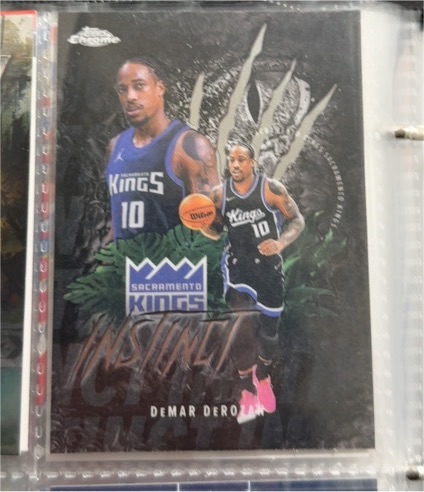 2025-26 Topps Chrome #INS-8 DeMar DeRozan Instinct — front