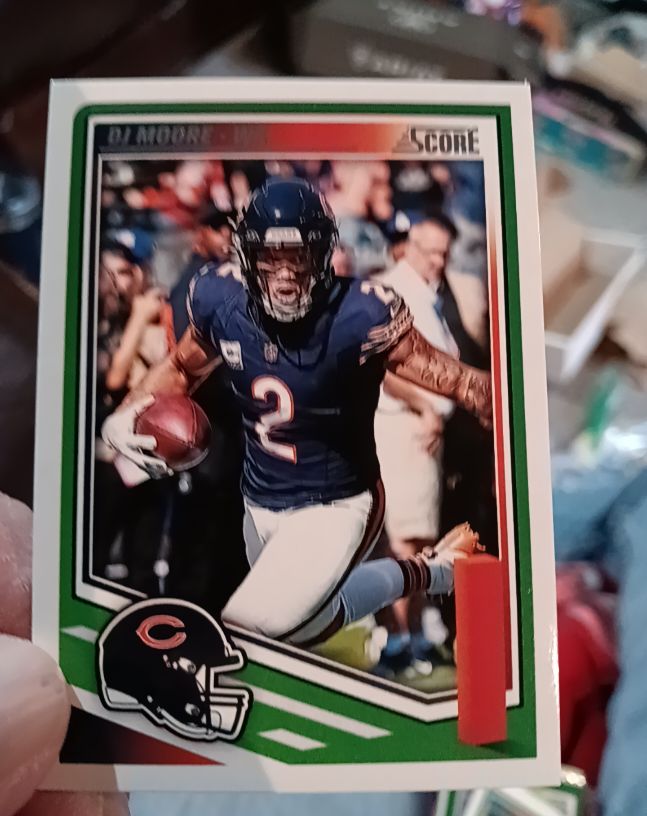 2025 Panini Score #254 D.J. Moore — front