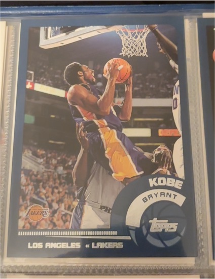 2002-03 Topps #25 Kobe Bryant — front