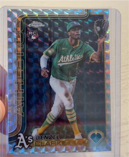 2025 Topps Chrome Update #USC15 Denzel Clarke — front