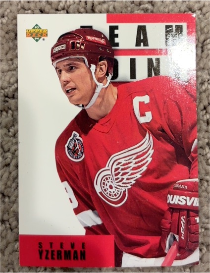 1993-94 Upper Deck #290 Steve Yzerman — front