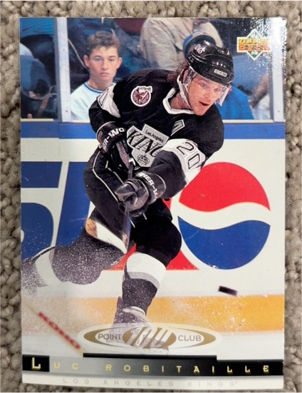 1993-94 Upper Deck #231 Luc Robitaille — front