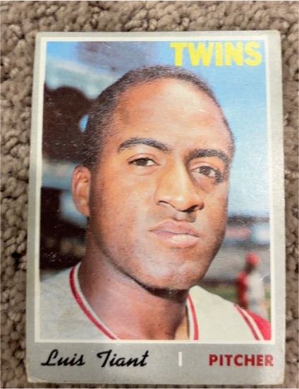 1970 Topps #231 Luis Tiant — front