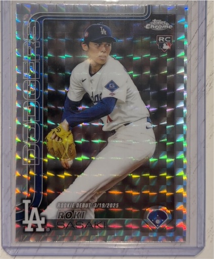 2025 Topps Chrome Update #USC73 Roki Sasaki Rookie Debut — front