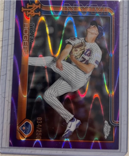 2025 Topps Chrome #034 Tyler Rogers — front