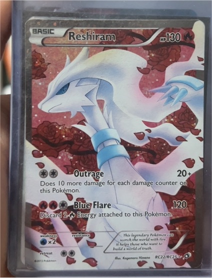 2013 Pokémon RC22 Reshiram Legendary Treasures Radiant Collection Full Art — front